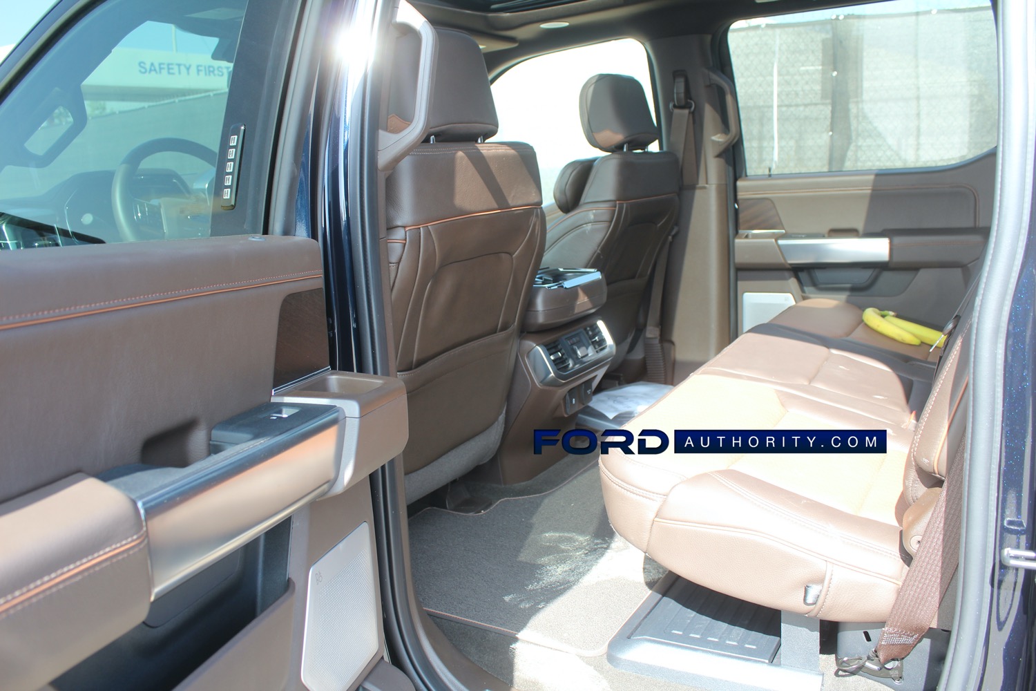 Ford F-150 2021 F-150 King Ranch interior pics 2021-Ford-F-150-King-Ranch-Interior-Second-Row-002-rear-seats