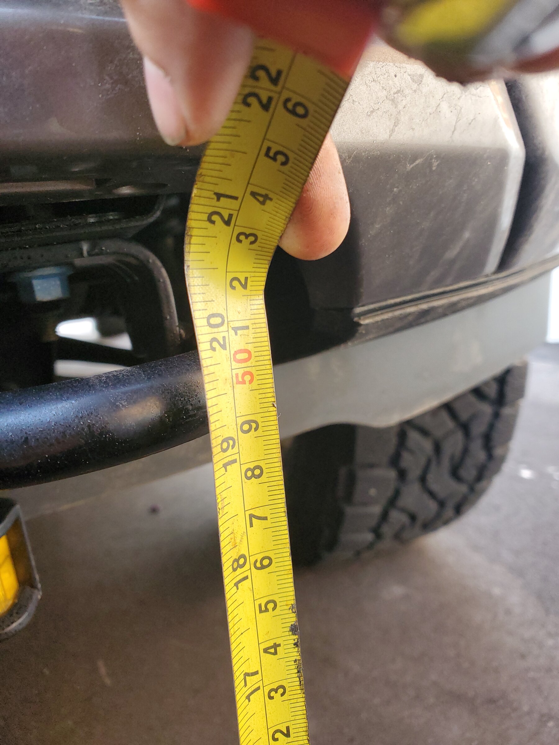 Ford F-150 2021 FX4 Leveled ground clearance measurements 20211231_125523