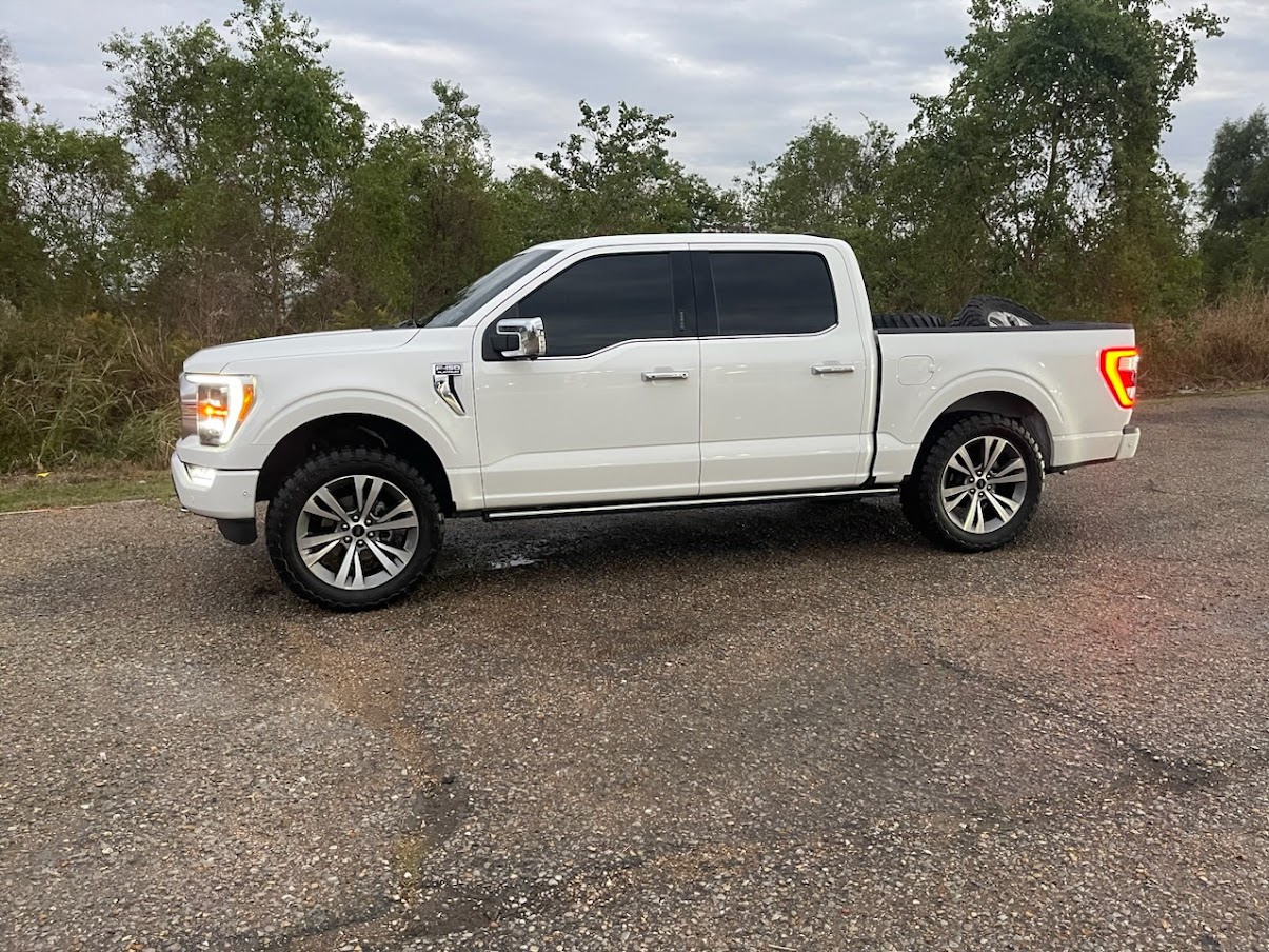 Ford F-150 Expedition wheels on F-150 21plat22ex35toyo