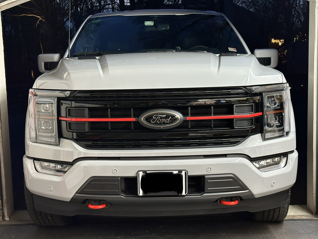 Love the red tow hooks, F150gen14 -- 2021+ Ford F-150, Tremor, Raptor  Forum (14th Gen)